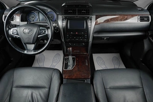 Седан Toyota Camry 2017 года, 2099000 рублей, Тюмень