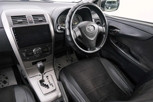 Универсал Toyota Corolla Fielder 2010 года, 999000 рублей, Красноярск