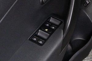 Седан Volkswagen Polo 2019 года, 1369000 рублей, Сургут