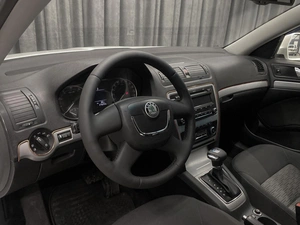 Лифтбек Skoda Octavia 2013 года, 749000 рублей, Красноярск