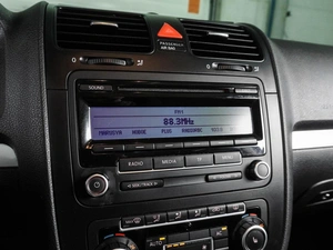 Седан Volkswagen Jetta 2010 года, 629000 рублей, Воронеж