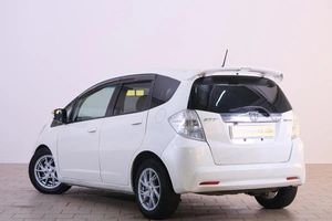 Хетчбэк Honda Fit 2010 года, 799000 рублей, Омск