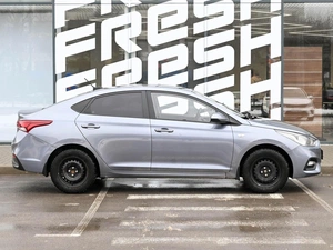 Седан Hyundai Solaris 2017 года, 999000 рублей, Волгоград