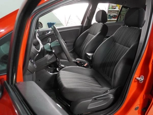 Хетчбэк Opel Corsa 2010 года, 569000 рублей, Воронеж