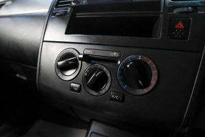 Хетчбэк Nissan Tiida 2010 года, 599000 рублей, Челябинск