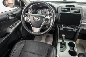 Седан Toyota Camry 2012 года, 1549000 рублей, Барнаул