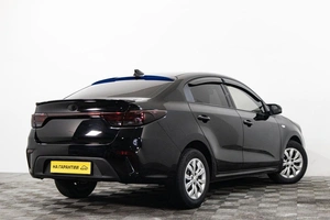Седан Kia Rio 2019 года, 1389000 рублей, Сургут