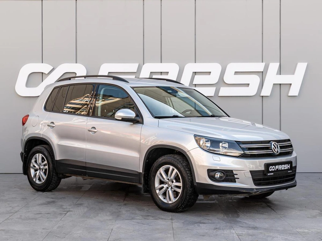 Внедорожник Volkswagen Tiguan 2015 года, 1490000 рублей, Краснодар