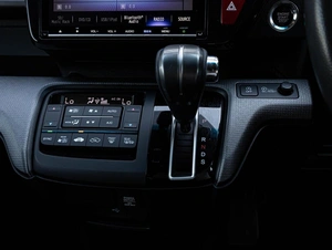 Минивэн Honda Stepwgn Spada 2018 года, 2069000 рублей, Краснодар