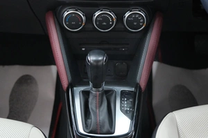 Внедорожник Mazda CX-3 2015 года, 1419000 рублей, Омск