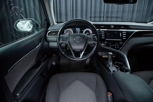 Седан Toyota Camry 2021 года, 2887000 рублей, Красноярск