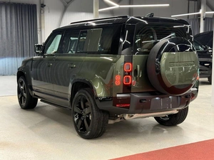 Внедорожник Land Rover Defender 2025 года, 18500000 рублей, Павловская Слобода