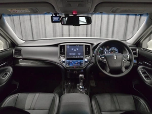 Седан Toyota Crown 2015 года, 3099000 рублей, Красноярск