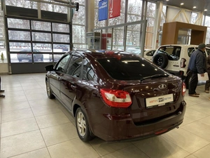 Седан ВАЗ (LADA) Granta 2015 года, 560000 рублей, Орёл