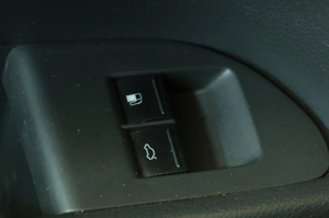Внедорожник Volkswagen Touareg 2009 года, 1119000 рублей, Омск