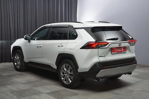 Внедорожник Toyota RAV4 2021 года, 3357000 рублей, Красноярск