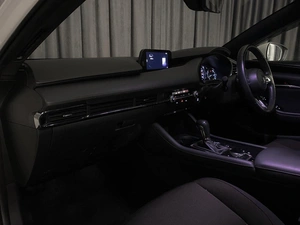 Хетчбэк Mazda 3 2019 года, 1599000 рублей, Красноярск