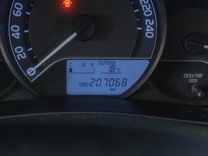 Седан Toyota Corolla 2013 года, 1099000 рублей, Сургут