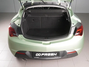 Хетчбэк Opel Astra GTC 2012 года, 925000 рублей, Красный Пахарь