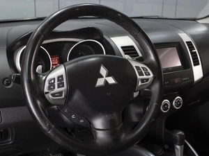 Внедорожник Mitsubishi Outlander 2007 года, 990000 рублей, Омск