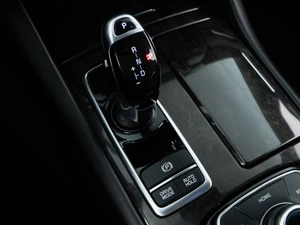 Седан Kia Quoris 2018 года, 2099050 рублей, Москва