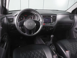 Седан Kia Rio 2010 года, 750000 рублей, Ростов-на-Дону
