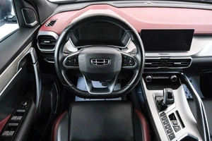 Внедорожник Geely Coolray 2020 года, 1799000 рублей, Красноярск
