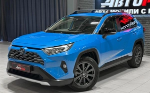 Внедорожник Toyota RAV4 2020 года, 2630000 рублей, Красноярск