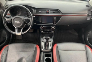 Седан Kia Rio 2020 года, 880000 рублей, Солонцы