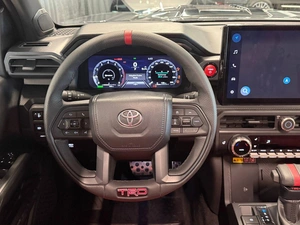 Пикап Toyota Tacoma 2024 года, 9490000 рублей, Павловская Слобода