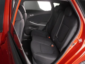 Хетчбэк Hyundai Solaris 2011 года, 839000 рублей, Минеральные Воды