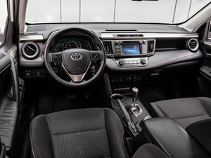 Внедорожник Toyota RAV4 2015 года, 1698000 рублей, Краснодар