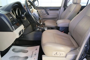 Внедорожник Mitsubishi Pajero 2017 года, 3349000 рублей, Омск