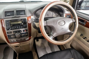 Минивэн Toyota Ipsum 2001 года, 759000 рублей, Барнаул
