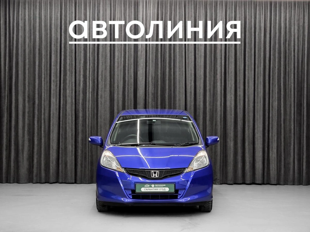 Хетчбэк Honda Fit 2011 года, 949000 рублей, Красноярск