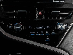 Седан Toyota Camry US Market 2021 года, 2949000 рублей, Тюмень