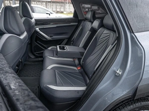 Внедорожник Geely Atlas 2024 года, 2499000 рублей, Нижний Новгород