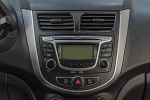 Седан Hyundai Solaris 2012 года, 879000 рублей, Челябинск