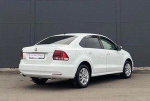 Седан Volkswagen Polo 2015 года, 780000 рублей, Солонцы