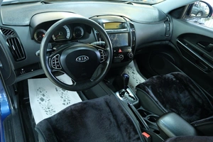 Универсал Kia Ceed 2009 года, 899000 рублей, Омск