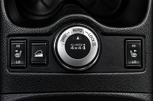 Внедорожник Nissan X-Trail 2016 года, 1389000 рублей, Челябинск