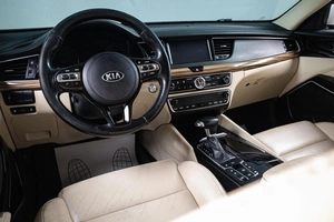Седан Kia K7 2016 года, 2219000 рублей, Сургут
