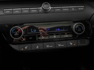 Седан Hyundai Elantra 2023 года, 2335000 рублей, Краснодар