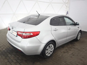 Седан Kia Rio 2013 года, 895000 рублей, Орёл