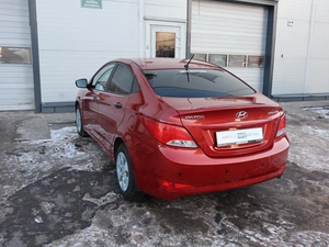 Седан Hyundai Solaris 2015 года, 1090000 рублей, Железногорск