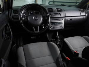 Хетчбэк Skoda Fabia 2014 года, 849000 рублей, Воронеж