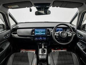 Хетчбэк Honda Fit 2020 года, 1320000 рублей, Красноярск