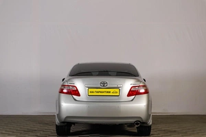 Седан Toyota Camry 2011 года, 1319000 рублей, Тюмень