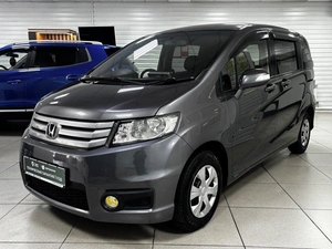 Минивэн Honda Freed 2013 года, 1050000 рублей, Ачинск