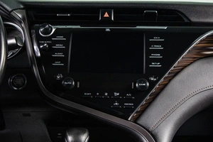 Седан Toyota Camry 2019 года, 3649000 рублей, Сургут